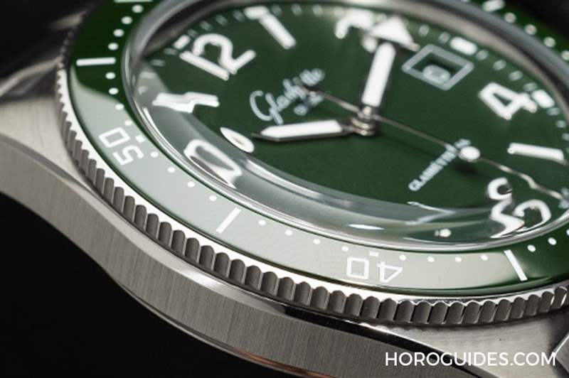 值得你認識的德系血統綠水鬼｜格拉蘇蒂原創SeaQ潛水表蘆葦綠新色-復刻表