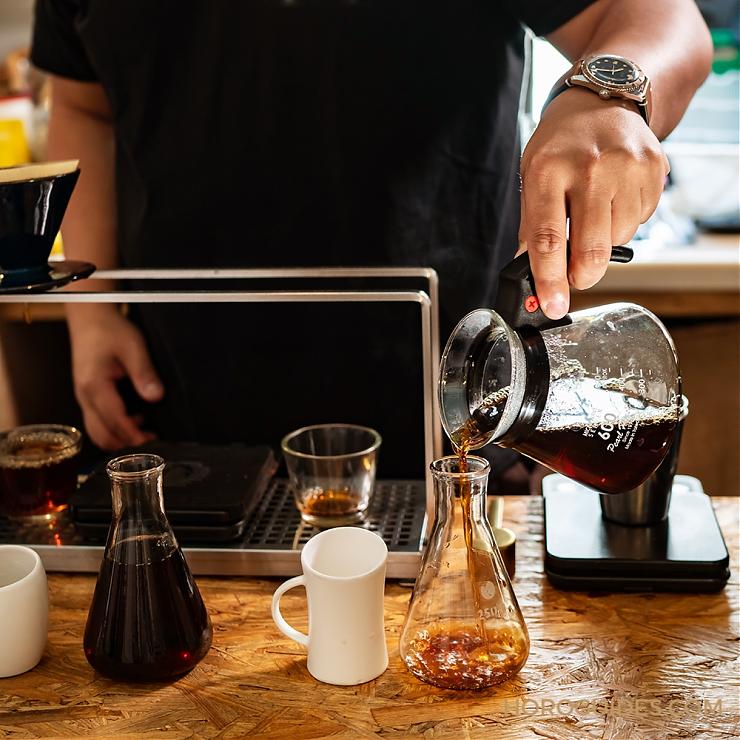 用時間換得醇厚滋味，ORIS x Congrats Cafe-復(fù)刻表