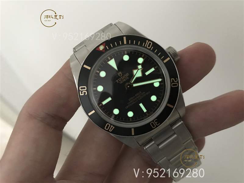 ZF廠帝舵碧灣M79030N腕表頂級復刻版本對比正品怎么樣-復刻表