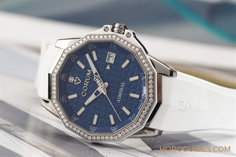 海洋風格領(lǐng)航之選|Corum海軍上將AC-One 45鏤空陀飛輪與AC-One 38女仕鉆表-復刻表