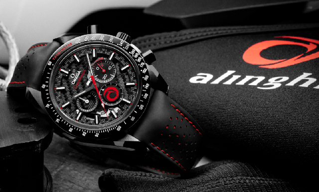 黑與紅，力與美｜歐米茄超霸系列月之暗面Alinghi腕表-復刻表
