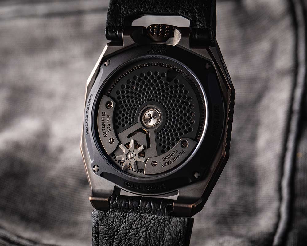 URWERK UR-100V 霸王龍-復(fù)刻表