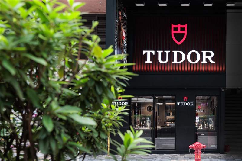 蘇麗鐘表的新店位于尖沙咀彌敦道89號 蘇麗鐘表品牌故事:最重要的是員工和待客之道|時(shí)間可變理念不變-復(fù)刻表