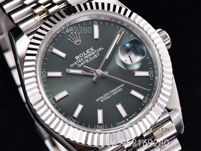 AR廠勞力士日志V4版復(fù)刻表強(qiáng)勢(shì)回歸,搭載3235機(jī)芯做工怎么樣-復(fù)刻表