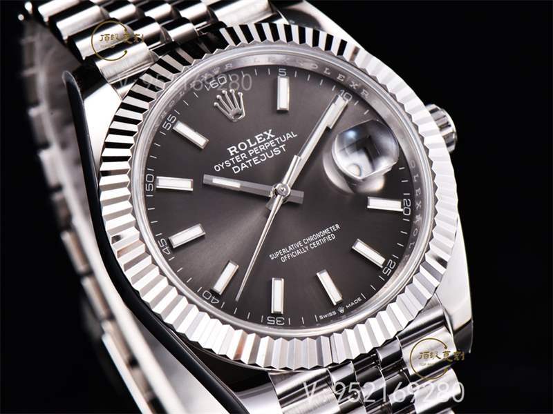 AR廠勞力士日志V4版復(fù)刻表強(qiáng)勢(shì)回歸,搭載3235機(jī)芯做工怎么樣-復(fù)刻表