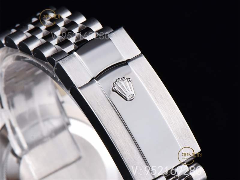 AR廠勞力士日志V4版復(fù)刻表強(qiáng)勢(shì)回歸,搭載3235機(jī)芯做工怎么樣-復(fù)刻表