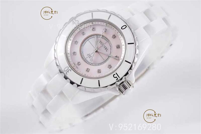 XF廠香奈兒J12系列陶瓷石英女士復(fù)刻表粉盤(pán)做工怎么樣-復(fù)刻表