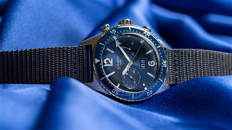 正在推出格拉蘇蒂原創發布首款潛水員計時碼表-復刻表
