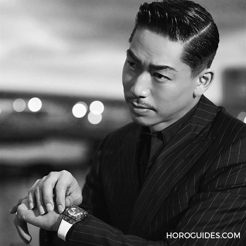 高透光冰橙色!Hublot Spirit of Big Bang冰橙藍(lán)寶石陀飛輪五日鏈腕表-復(fù)刻表