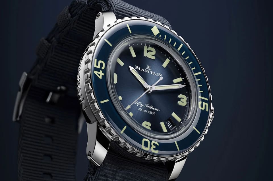 寶珀五十噚70周年紀(jì)念表換上藍色調(diào)展現(xiàn)僅此一只的獨特性-復(fù)刻表