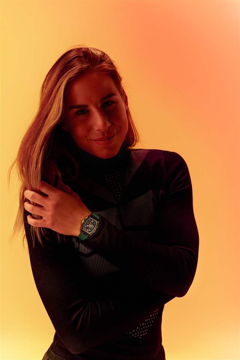 RICHARD MILLE女性摯友眼中的RM 07-04腕表:運動員之選-復(fù)刻表