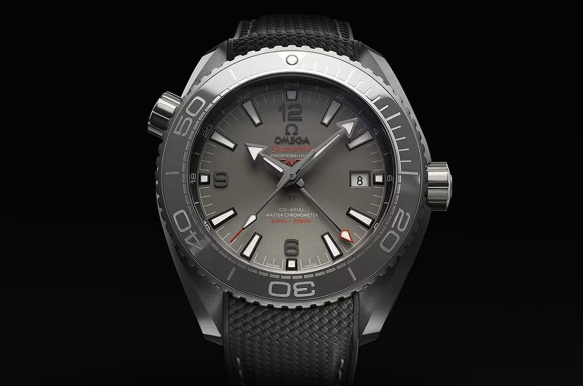 歐米茄Planet Ocean潛水表出灰色陶瓷版本新成分比鋯陶瓷輕兩倍-復刻表