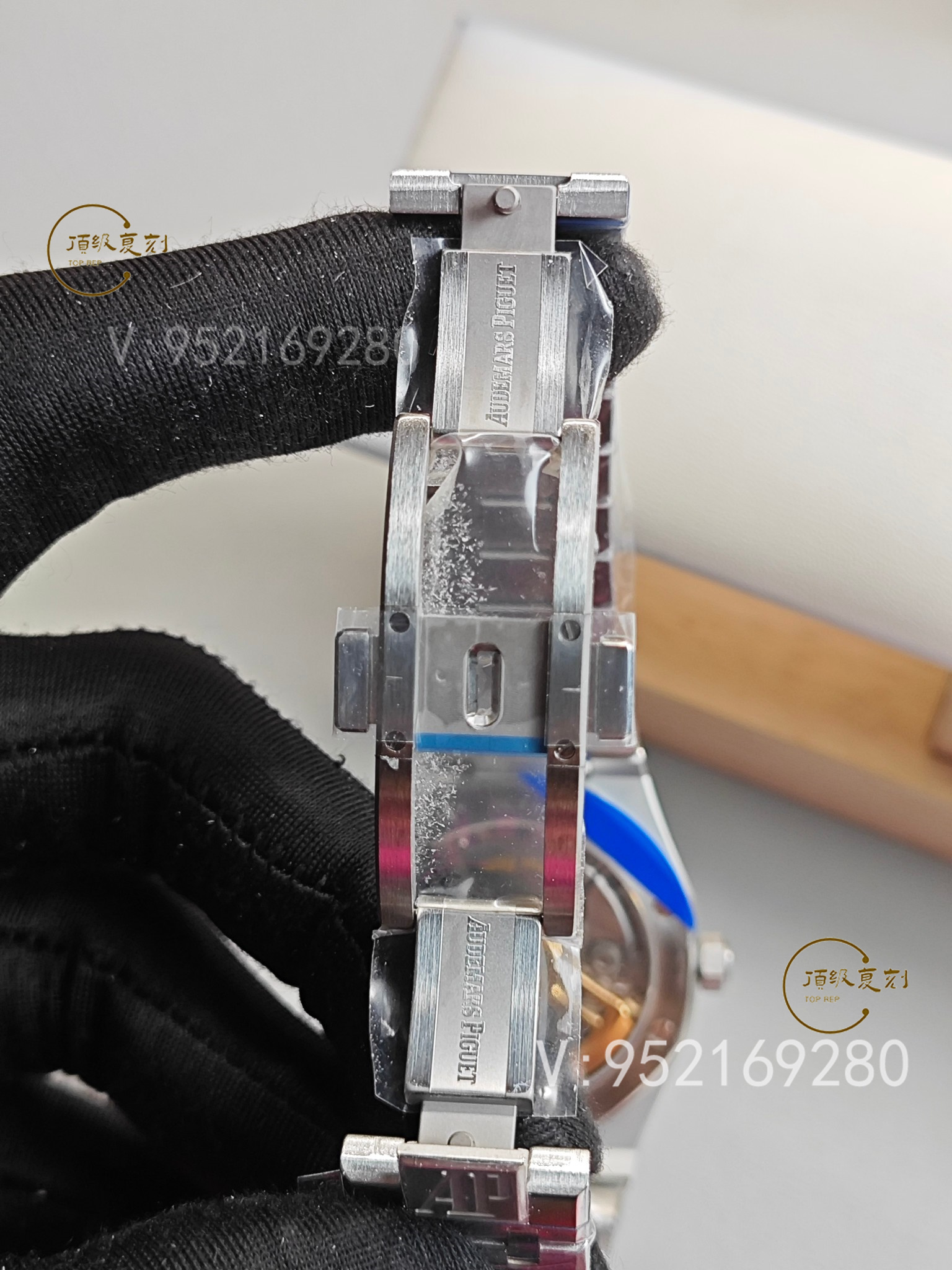 深入解析APS愛(ài)彼復(fù)刻表15500藍(lán)面版：4302一體機(jī)芯與原裝同步功能-復(fù)刻表