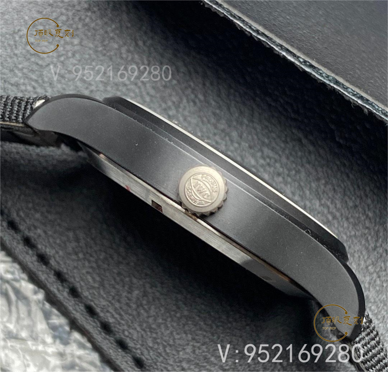 M+廠力作：萬國馬克飛行員系列黑桃A特別款腕表全面評測-復(fù)刻表