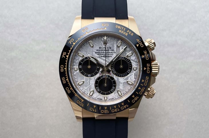 2024法網男單冠軍「小蠻牛」Alcaraz領獎不忘戴著勞力士愛表-復刻表